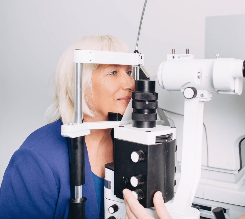 Cataract-Surgery-In-Los-Angeles-Can-Correct-Your-Vision